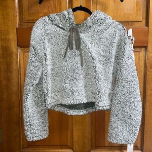 Cropped Sherpa hoodie